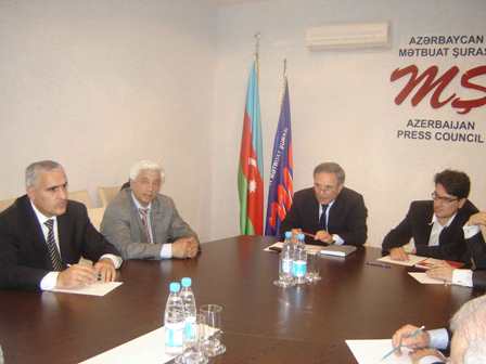 Azərbaycanlı jurnalistlər Almaniyaya təhsil almağa dəvət edildi