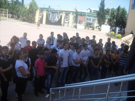 Bərdəli gənclər kampaniyaya qoşulublar (FOTOLAR)