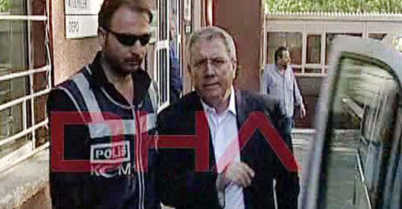 Futbolda korrupsiya: "Fənərbaxça"nın prezidenti də daxil 50 nəfər saxlanılıb