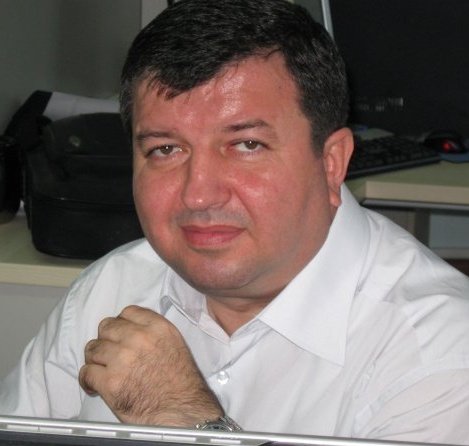 Toğrul İsmayıl: "İqtidar bu məsələnin məsuliyyətini müxalifətlə paylaşmaq istəyir"