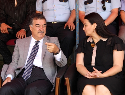 Qənirə Paşayeva bələdiyyə başçısını və valini Azərbaycana dəvət edib
