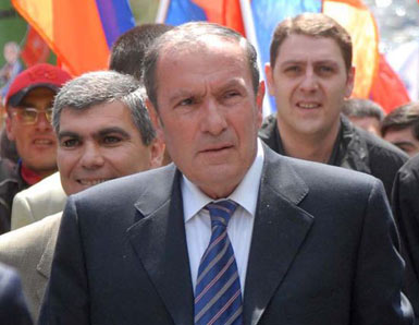 Sərkisyan və Ter-Petrosyan Qarabağ danışıqları ilə bağlı yeni planı müzakirə edir