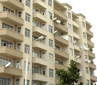 Gəncədəki yeni binalardan ev almış sakinlərə şok xəbər