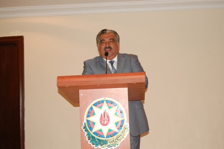 Əhəd Abıyev ali məktəblərə qəbul olunan gənclərlə görüşüb (FOTOLAR)