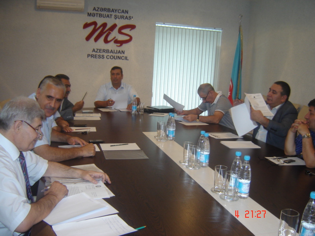 Mətbuat Şurası "Azadlıq" qəzetinə xəbərdarlıq etdi