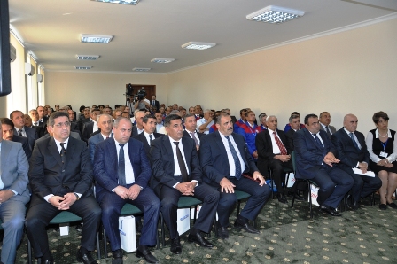 "Azərsu"yun sədri “Ceyranbatan"ın yubileyində işçilərini mükafatlandırdı (FOTOLAR)