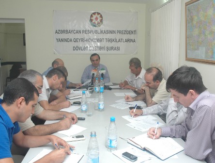 İtkin düşmüş şəxslərin ailə üzvləri tələblər səsləndirdilər