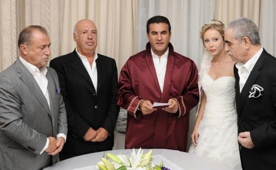 İbrahim Tatlısəs evləndi (FOTO)