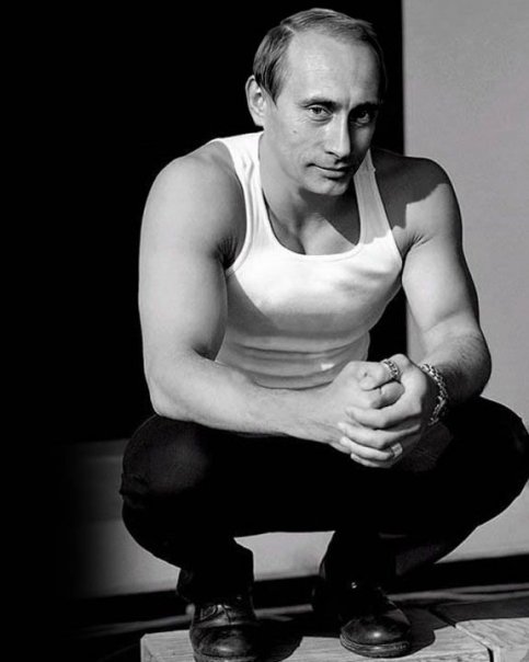 59 yaşlı baş nazir: Putin FOTOLARDA