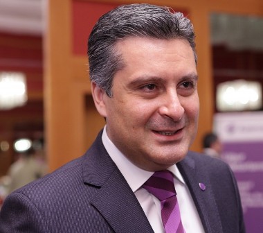 Azercell-in prezidenti Azerfon-u "vurdu": "Azerfon-un hansı xidməti bizdən keyfiyyətli olub ki..?"
