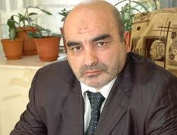 "İran inadkarlığından, Əhmədinejat hakimiyyətdən əl çəkməlidir"