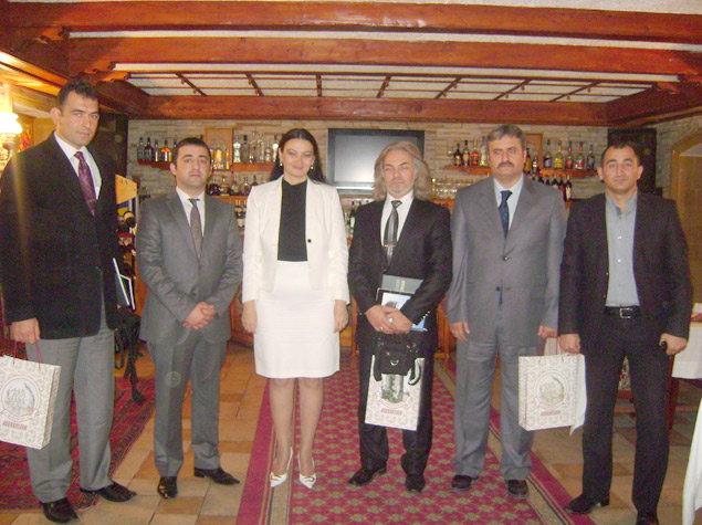 Qənirə Paşayeva türk idmançılarla görüşüb