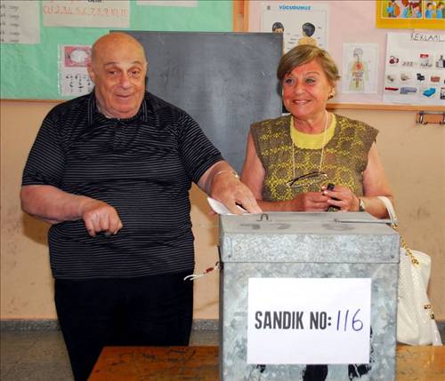 Mərhum Rauf Denktaş FOTOLARda