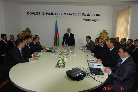 Nazir müşavirədə məmur-vətəndaş münasibətlərindən danışıb
