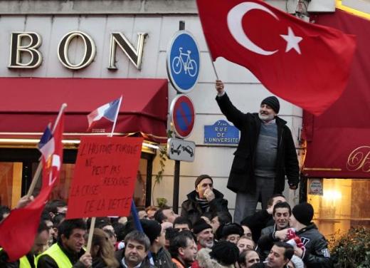 Türklər və ermənilər eyni vaxtda, eyni yerə nümayiş təyin etdilər