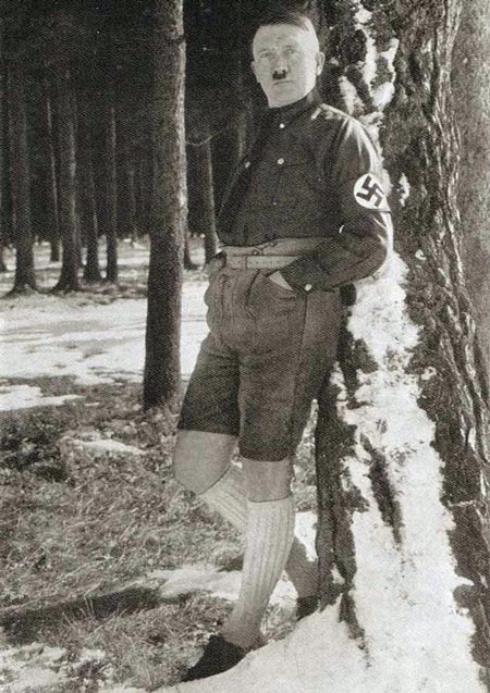 Hitlerin gizli şəkilləri üzə çıxıb