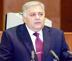 Oqtay Əsədov: "Azərbaycana qarşı yönələn qüvvələrin cavabı verilir və veriləcək"