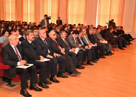 Slavyan Universitetində tələbələrin media rəhbərlərilə görüşü oldu – FOTOLAR