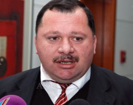 Erməniləri ifşa edən gürcü alimi cəzalandırıldı 