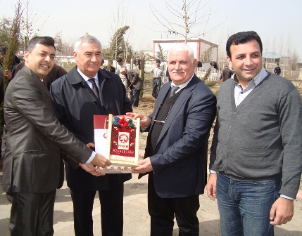 Füzulinin köçkünlər yaşayan Zobucuq qəsəbəsində 1000 ədəd ağac əkildi