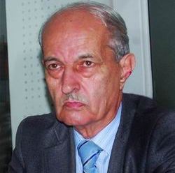 Jurnalistika fakültəsinin dekanı: “Hər yoldan ötən gəlib jurnalist olmaq istəyir”