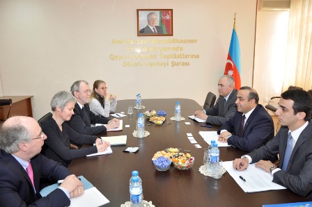Azay Quliyev Venesiya Komissiyasının üzvlərilə müzakirələr aparıb