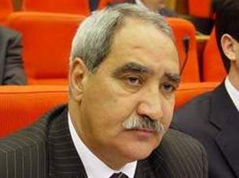Fəzail Ağamalı: “Demokratik Müşavirə təklifi əhəmiyyətsiz bir şeydir”