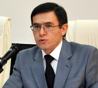 “Kaspi” qəzetinin baş redaktoru oxuculardan üzr istədi