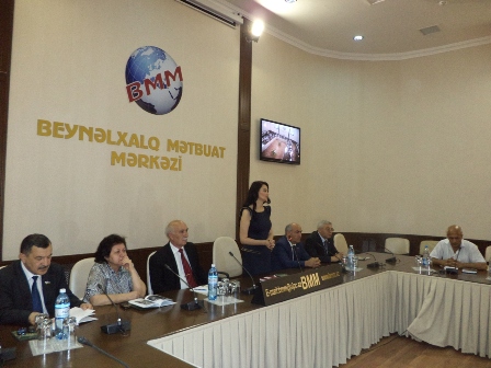 “54 gün erməni mühasirəsində” kitabının təqdimatı olub