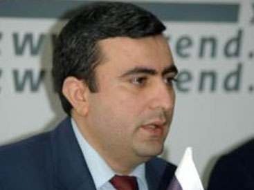 Tanınmış jurnalisti hər iki işindən çıxarıblar