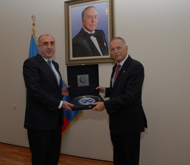 Nazir Elmar Məmmədyarov Ekmeleddin İhsanoğlu ilə görüşüb