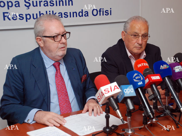 AŞPA məruzəçilərilərinin Bakıdakı mətbuat konfransında qalmaqal düşdü
