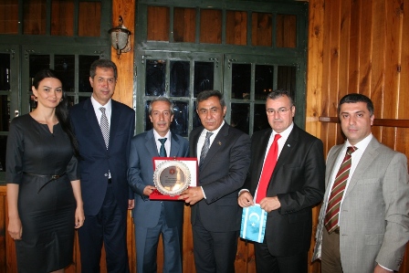 Deputatlar mükafatlandırılıblar