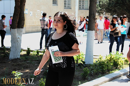 “İmtahan başlayanda həyəcandan ağladım” - III qrupun abituriyentləri - REPORTAJ