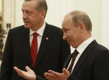 Putinin Əhməd Davudoğluna əl jesti narazılıq doğurdu - VİDEO