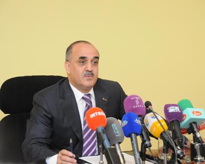 Səlim Müslümov jurnalistlər üçün müsabiqə elan etdi