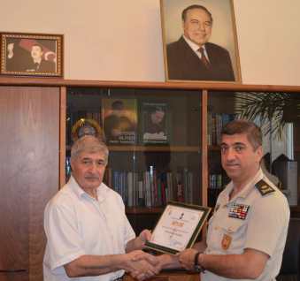 General-mayor Novruzəli Orucov fəxri diplomla təltif edildi - FOTO