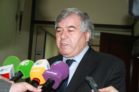Sabir Rüstəmxanlı hakimiyyət qarşısında tələb qoydu