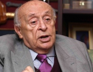 Dəmirəlin köməkçisi Modern.az-a danışdı: "O, əladır"