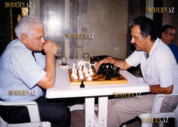 Bir şəklin tarixçəsi - Bu oyunda kim uduzdu, kim uddu... 