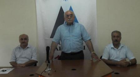 İsa Qəmbər müşavirə keçirdi