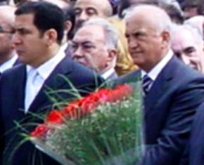 “Ola bilsin Fərhad Əliyev əfvlə bağlı prezidentə müraciət etsin”