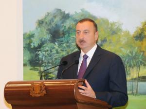 İlham Əliyev: “Beynəlxalq təşkilatlarda Sinqapuru dəstəkləməyə davam edəcəyik”
