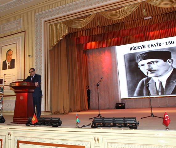 BDU-da Hüseyn Cavidin 130 illiyi qeyd edilib FOTOLAR