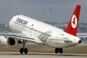 Əflatun Amaşovun olduğu təyyarədə bomba həyəcanı yaşandı
