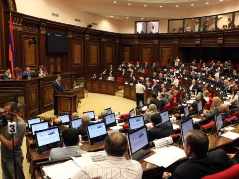 Ermənistanın dövlət büdcəsi təsdiq olundu: cəmi 3 milyard dollar - FAKT
