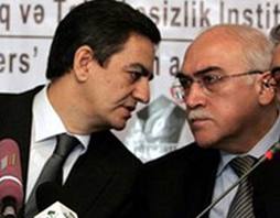 “İsa Qəmbər və Əli Kərimli arasında rəqabət gedir” – Politoloqun RƏYİ