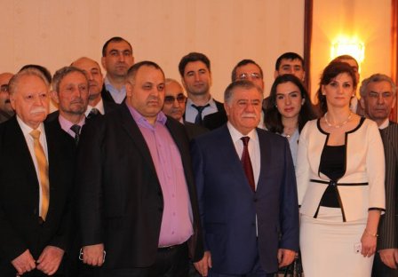 “AzerRos”un qalmaqallı qurultayı: Söyün Sadıqovu Abbas Abbasov xilas edib - EKSKLÜZİV