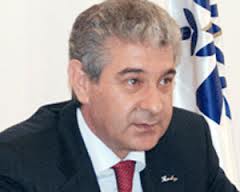 Əli Əhmədov: “Əkrəm Əylisinin əsəri ölkədə qadağan edilməlidir”