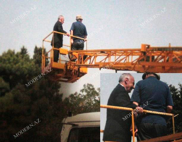 Hacıbala Abutalıbov Bakını qaldırıcı krandan seyr edir - FOTO